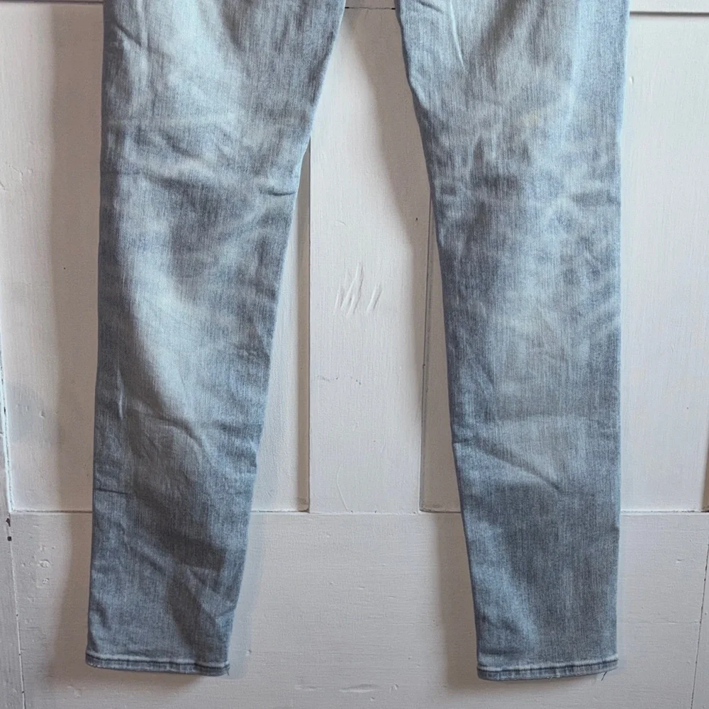 American Eagle Outfitters Light Blue Skinny Jeans - Picture 8 of 11